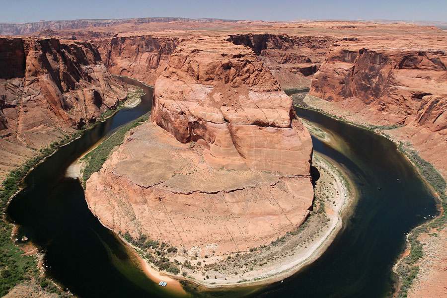 Stunning Solar Eclipse Pics Snapped Over Scenic Arizona Canyon